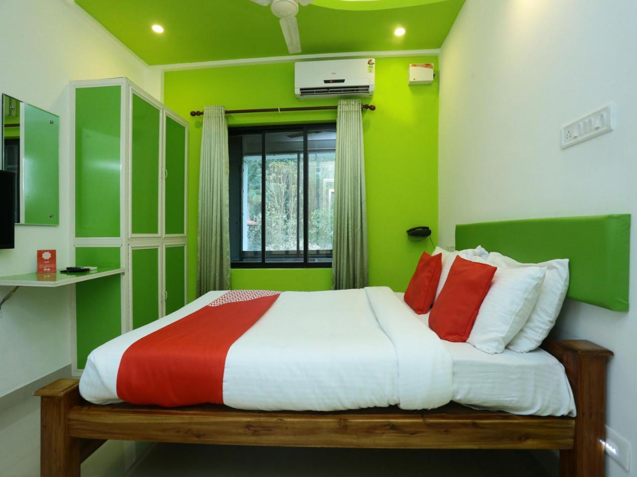 Hotel Oyo 9557 Near Kims Hospital Thiruvananthapuram Exterior foto